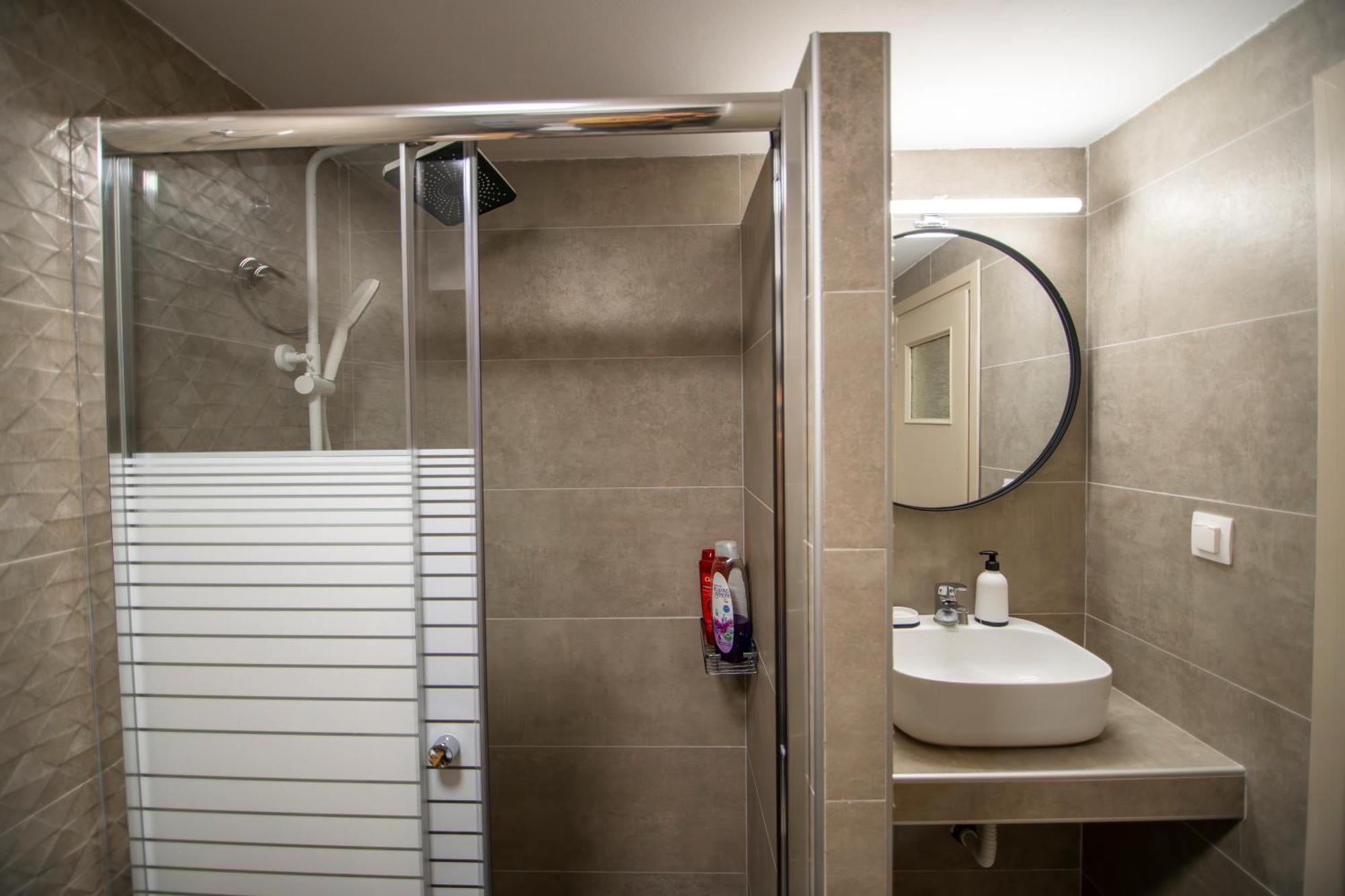 קאלאבאקה Kondoulis Apartment 2 מראה חיצוני תמונה