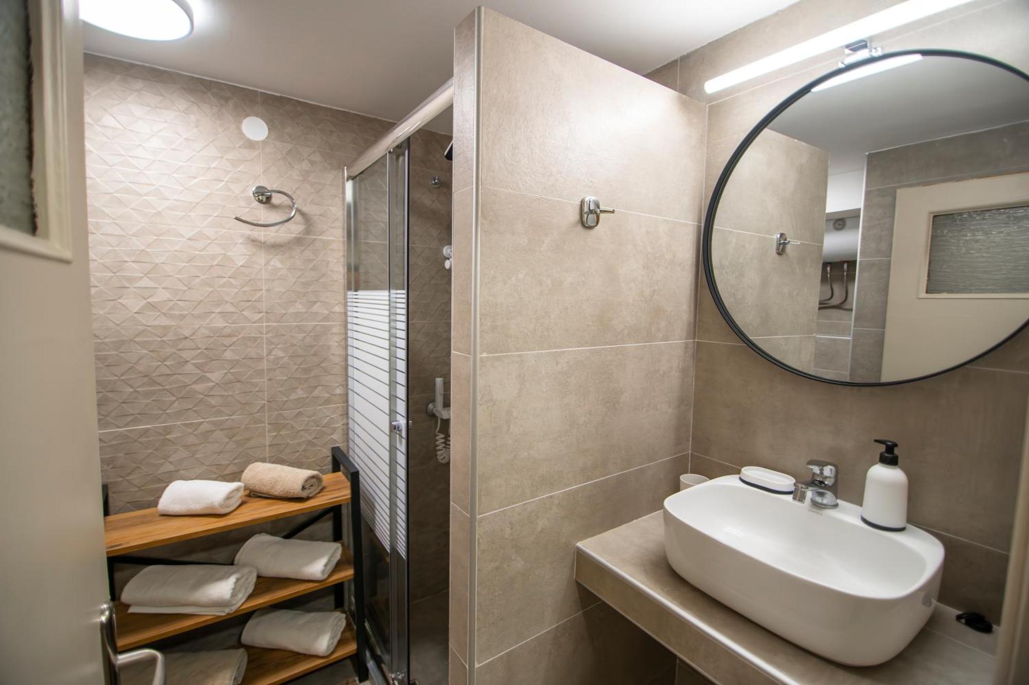 קאלאבאקה Kondoulis Apartment 2 מראה חיצוני תמונה